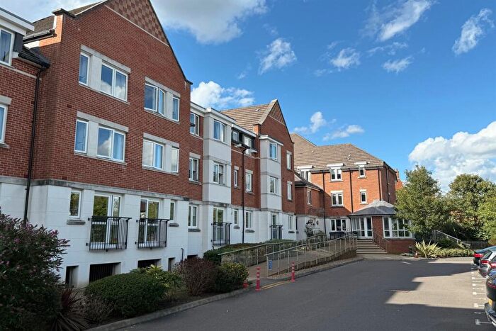 1 Bedroom Retirement Property For Sale In Crayshaw Court, Abbotsmead Place, Reading, RG4
