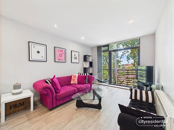 2 Bedroom Apartment To Rent In Liverpool, L3