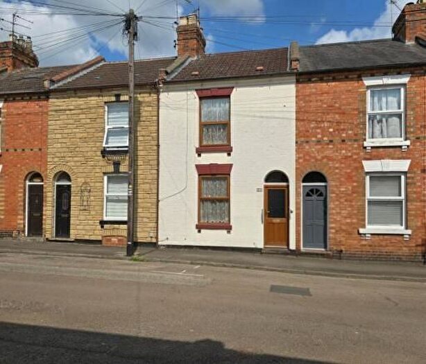 2 Bedroom Terraced House To Rent In Cyril Street, Northampton, NN1