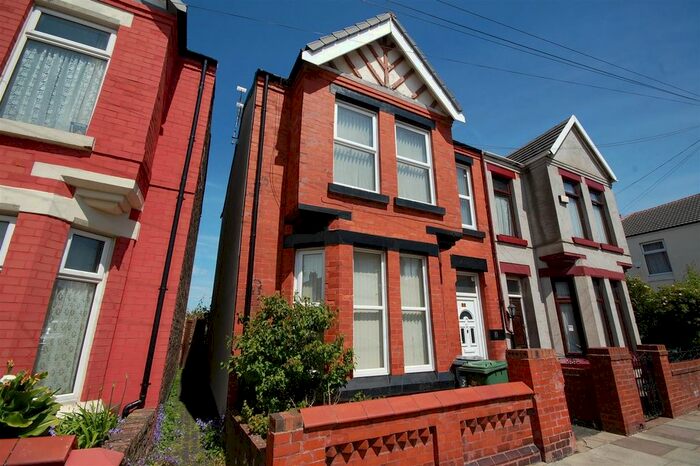3 Bedroom Flat To Rent In Parkfield Drive, Wallasey, CH44
