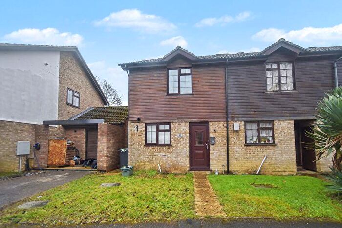 2 Bedroom Terraced House To Rent In Brookfield Close, Basingstoke, RG24