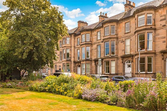 3 Bedroom Apartment For Sale In Douglas Crescent, Edinburgh, EH12
