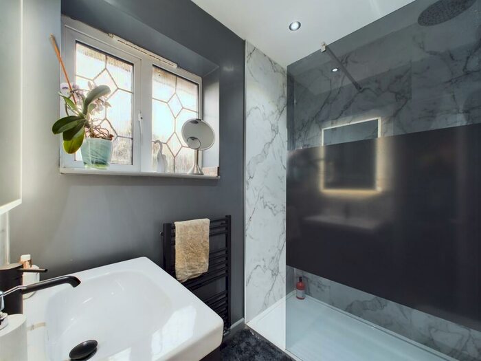4 Bedroom Detached House For Sale In Porters Lane, Oakwood, Derby, Derbyshire, DE21
