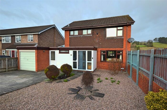 3 Bedroom Detached House For Sale In Poplar Road, Newtown, Powys, SY16