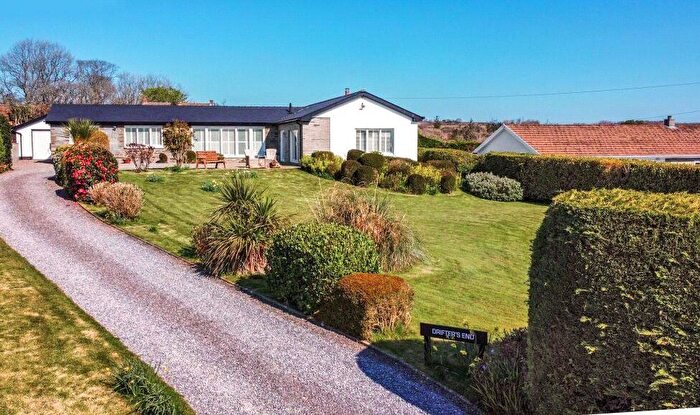 4 Bedroom Bungalow For Sale In Summerhill, Pembrokeshire, SA67