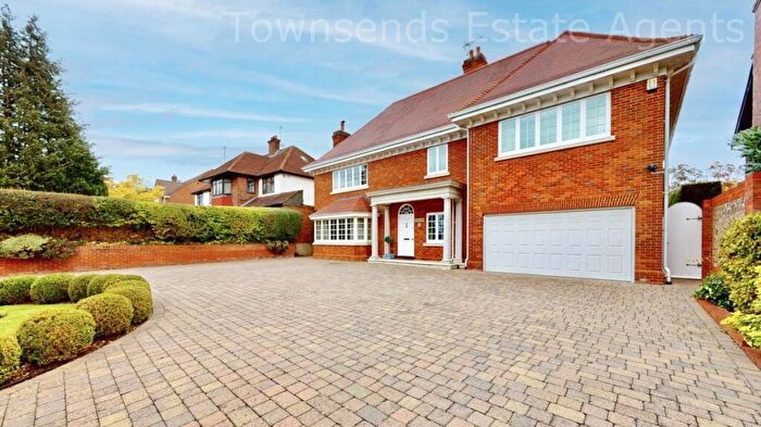 5 Bedroom Detached House For Sale In Kewferry Drive, Northwood, HA6