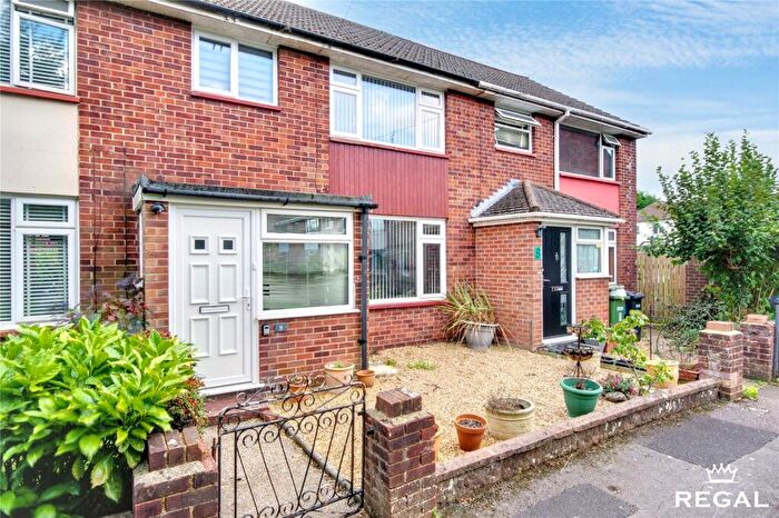 3 Bedroom Terraced House For Sale In Passfield Close, Eastleigh, SO50