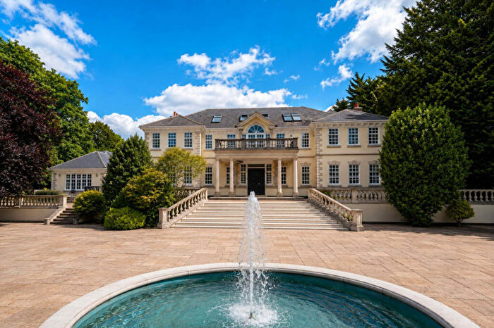 6 Bedroom House To Rent In London Road, Sunninghill, Ascot, SL5