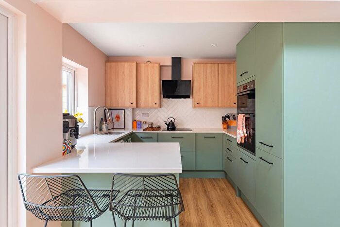 2 Bedroom Terraced House For Sale In Carlyle Road, Greenbank, BS5