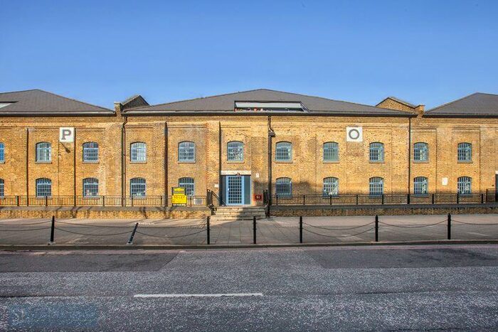 2 Bedroom Apartment To Rent In The Grainstore, Western Gateway, London, E16