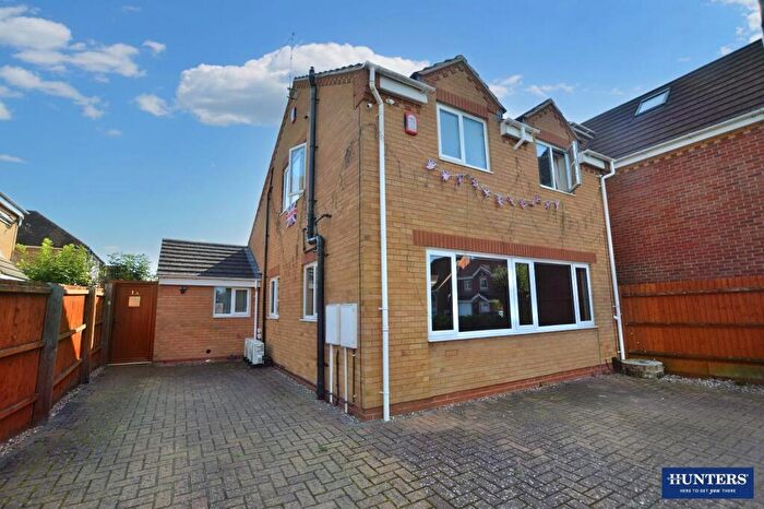 2 Bedroom Detached House To Rent In Nowell Close, Glen Parva, Leicester, LE2