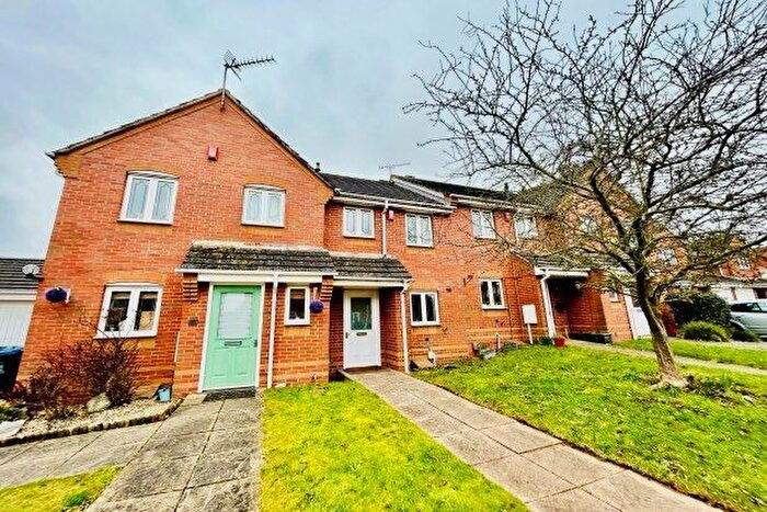 2 Bedroom Property To Rent In Heathcote, Warwick, CV34