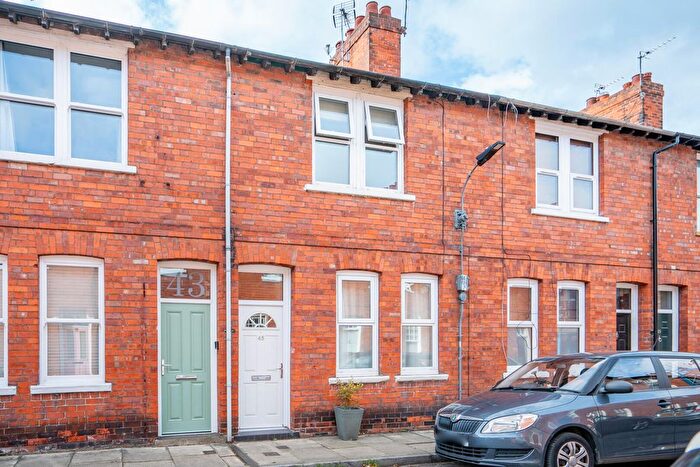 2 Bedroom Terraced House For Sale In Hartoft Street, York, YO10