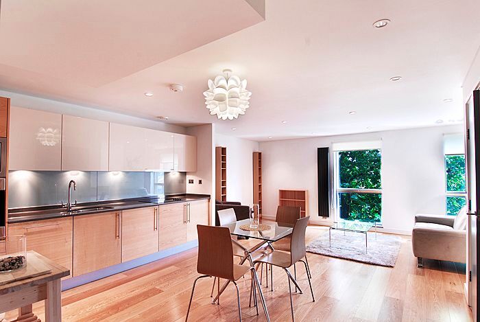 1 Bedroom Flat To Rent In Bermondsey Square, London Bridge, SE1