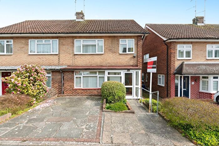 3 Bedroom Semi-Detached House For Sale In Hillside Close, Billericay, Essex, CM11