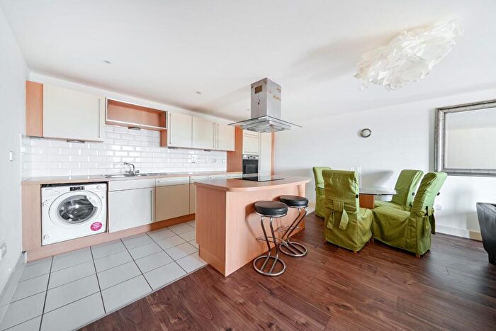 2 Bedroom Flat For Sale In Gunwharf Quays, Portsmouth, PO1