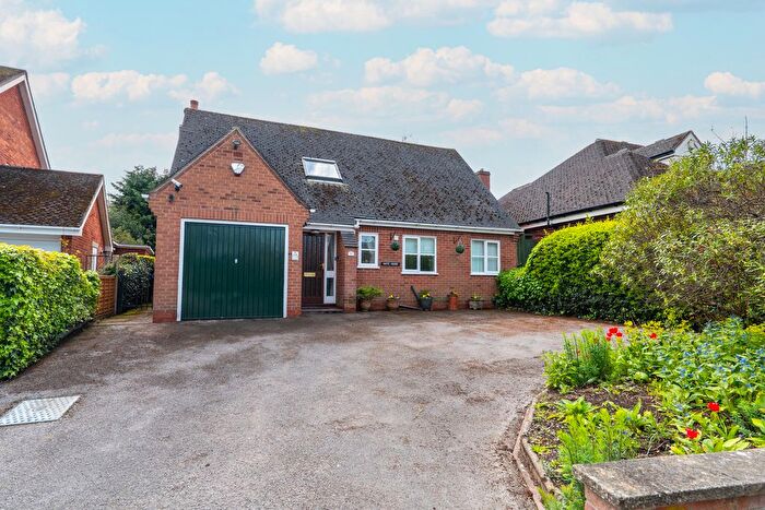 3 Bedroom Detached House For Sale In Savey Lane, Yoxall, DE13