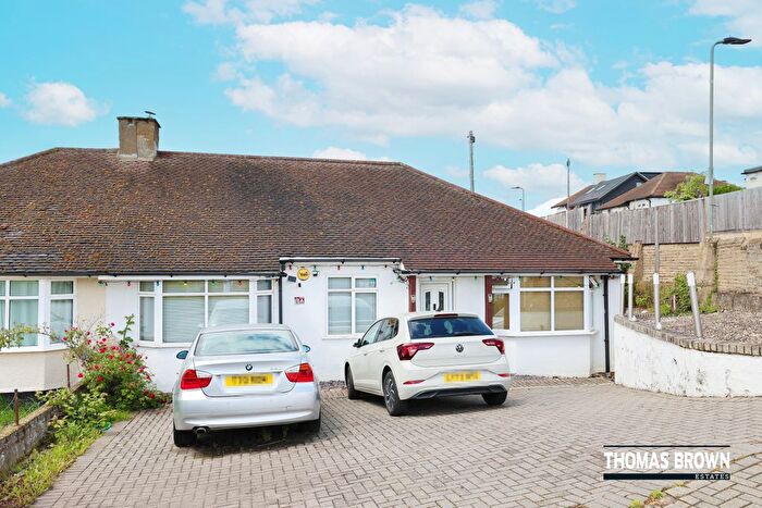 4 Bedroom Semi-Detached Bungalow For Sale In Edmunds Avenue, Orpington, BR5