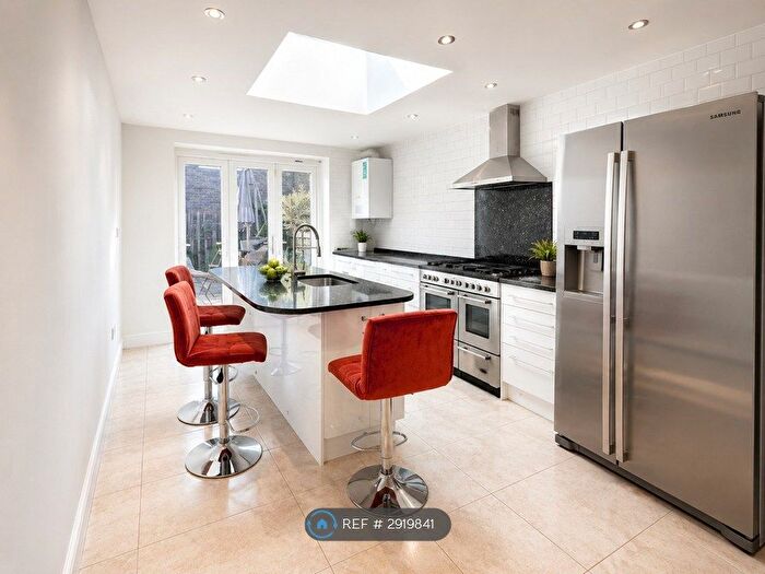 5 Bedroom Terraced House To Rent In Colchester Road, London, E10