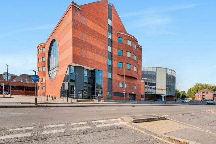 Studio To Rent In Princess Way, Redhill RH1