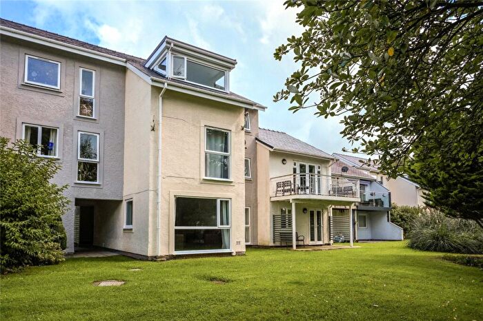 2 Bedroom Apartment To Rent In Ffordd Garnedd, Y Felinheli, Gwynedd, LL56