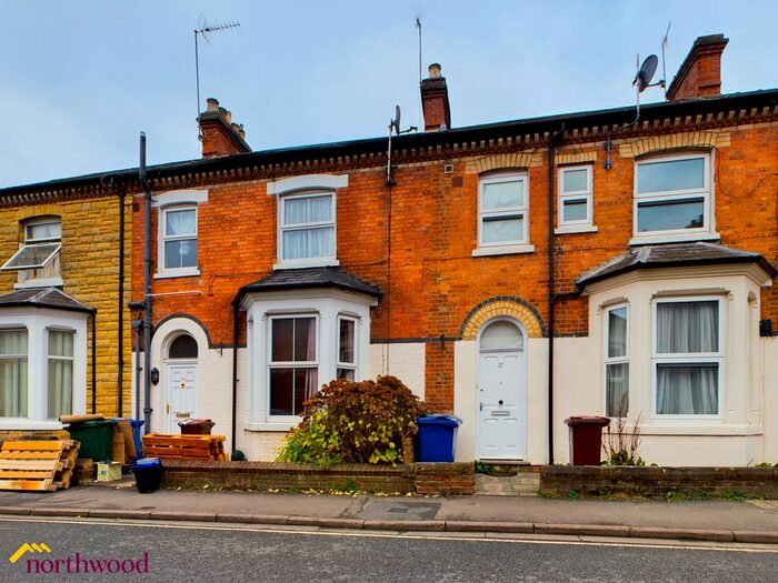 3 Bedroom Terraced House To Rent In Albert Street, Banbury, OX16