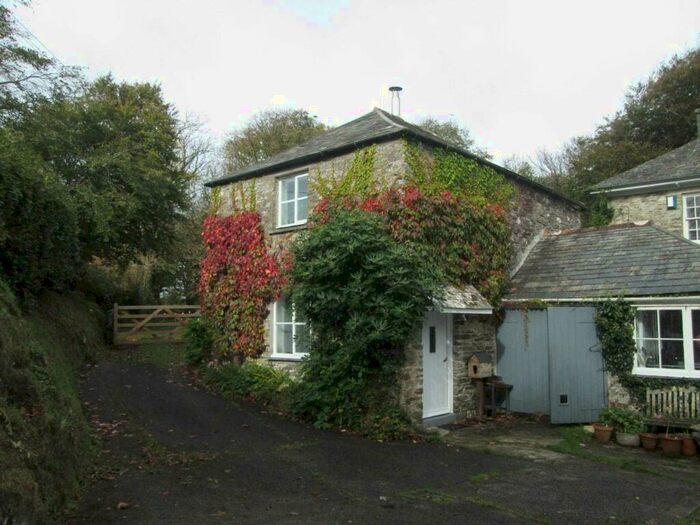 1 Bedroom Link Detached House To Rent In The Coach House, Otterham, PL32