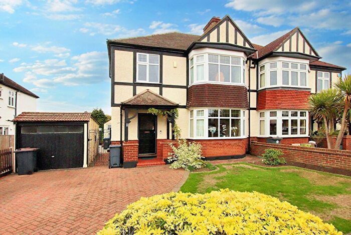 4 Bedroom Semi-Detached House For Sale In Whitethorn Gardens, Shirley Park, CR0