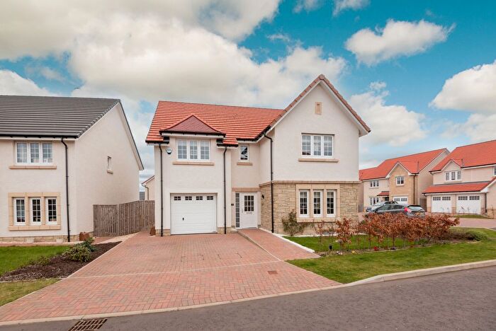 5 Bedroom Detached House For Sale In Macintyre Park, North Berwick, East Lothian, EH39