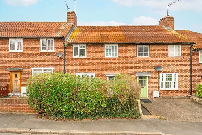 3 Bedroom Property To Rent In Greenstead Gardens, London, SW15