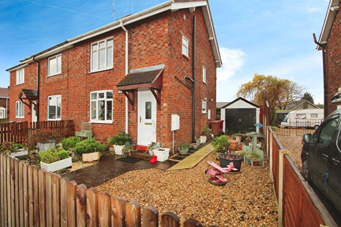 3 Bedroom Semi Detached House For Sale In Birch Avenue, Brigg, DN20