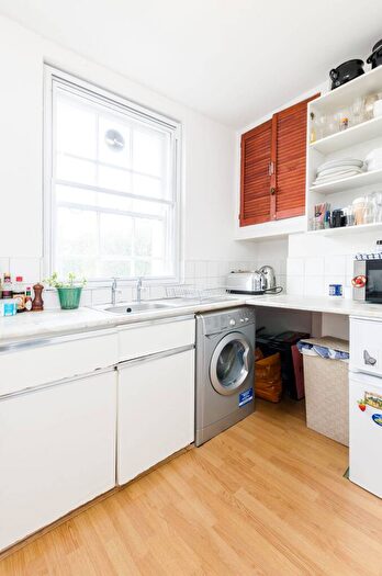 1 Bedroom Flat For Sale In Camden Street, Camden Town, London, NW1
