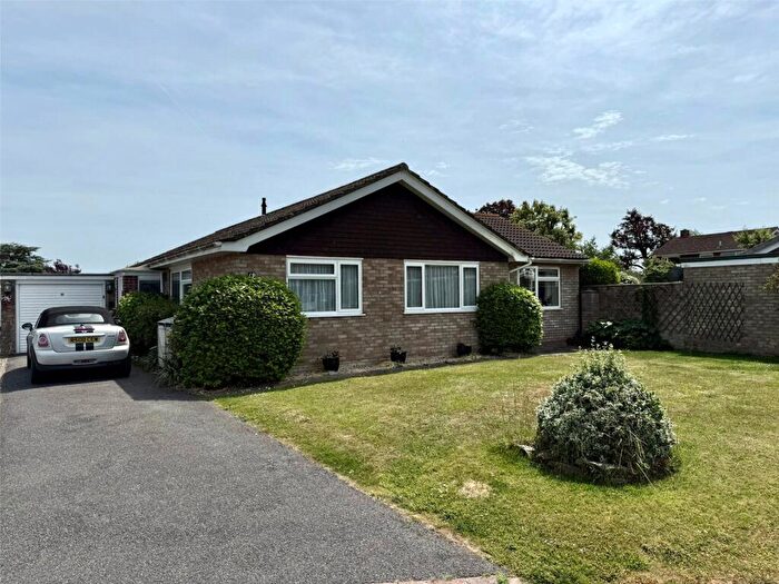 3 Bedroom Bungalow For Sale In Golden Crescent, Everton, Lymington, Hampshire, SO41