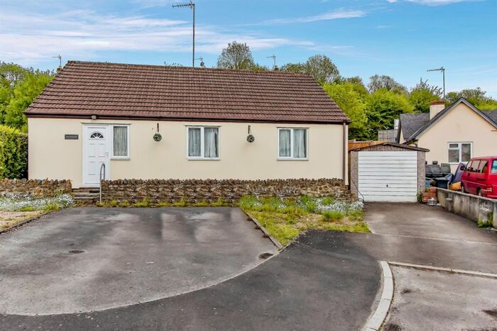 3 Bedroom Detached House For Sale In Ashlands Meadow, Crewkerne, TA18