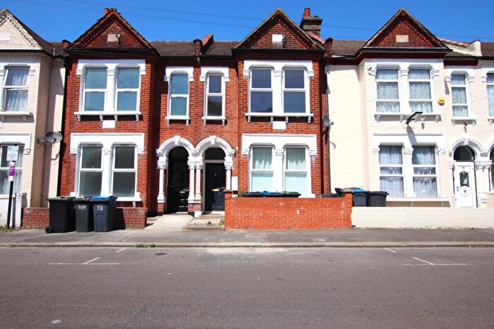 2 Bedroom Flat To Rent In Nova Road, Croydon, CR0