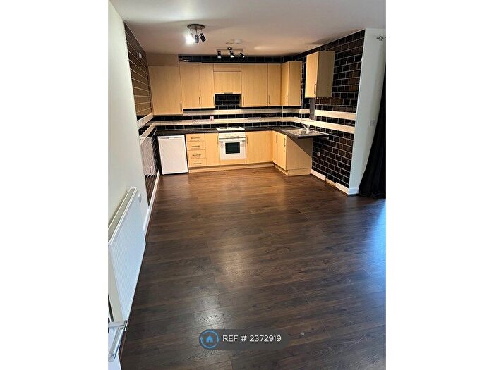 2 Bedroom Flat To Rent In Abberley Wood, Cambridge, CB22