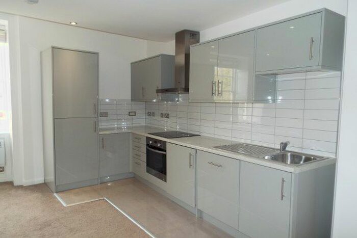 2 Bedroom Flat To Rent In Lombard Court, Lichfield, WS13