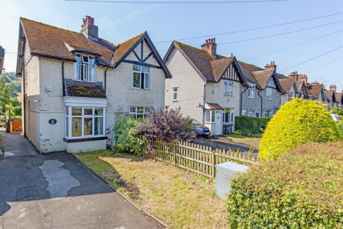 3 Bedroom Semi-Detached House For Sale In Castleton Road, Hope, Hope Valley, S33