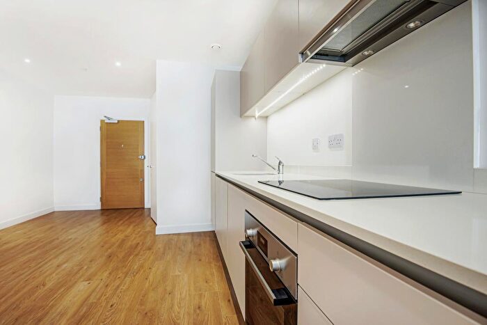 2 Bedroom Apartment To Rent In Royal Winchester House, Bracknell, RG12