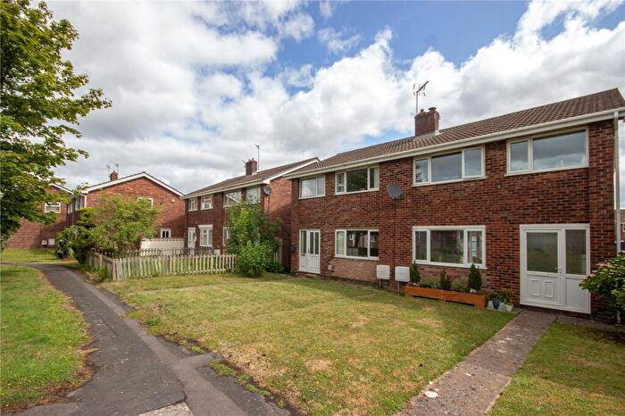 3 Bedroom Semi-Detached House To Rent In Linnet Close, Patchway, Bristol, BS34