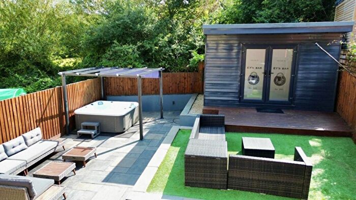 4 Bedroom Semi-Detached House For Sale In Silverwood Heights, Barnstaple, EX32