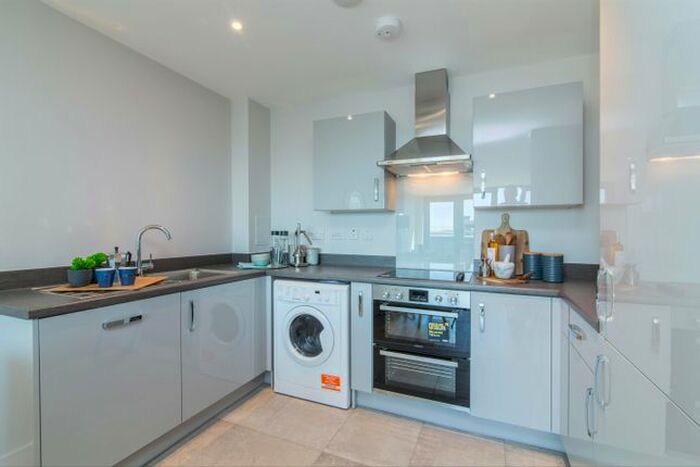 2 Bedroom Flat To Rent In New Walk, Leicester, LE1