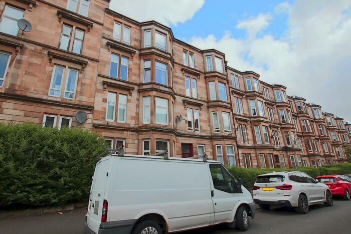 2 Bedroom Flat To Rent In Garthland Drive, Dennistoun, G31