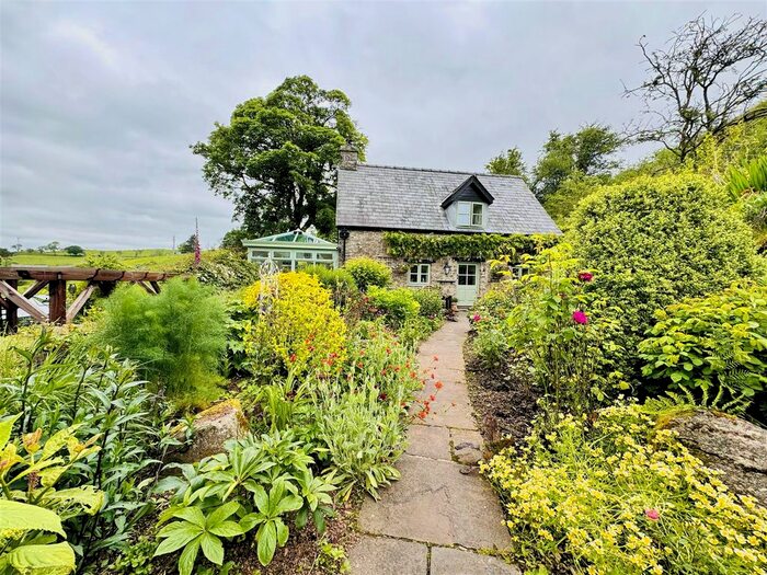 2 Bedroom Detached House For Sale In Llywel, Brecon, LD3