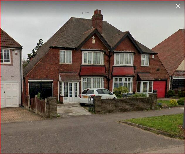 5 Bedroom Semi-Detached House To Rent In Walsall Road, Perry Barr, Birmingham, B42