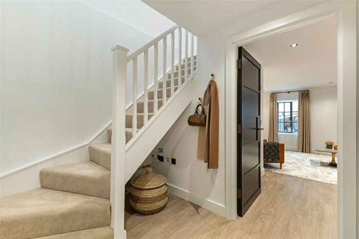 3 Bedroom Duplex For Sale In Brewery Reach, Hope Square, Weymouth, Dorset, DT4 - Photo 6