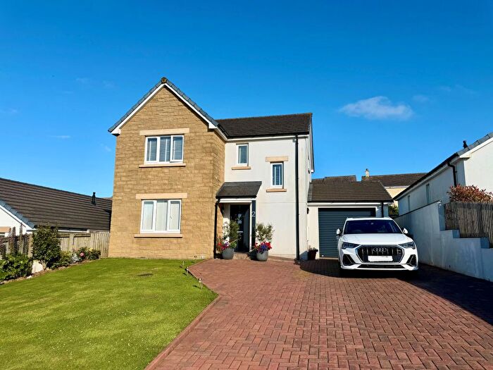 3 Bedroom Detached House For Sale In Sika Drive, Helston, TR13