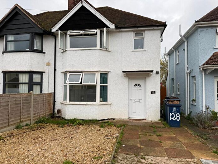 6 Bedroom House To Rent In Cricket Road, OX4