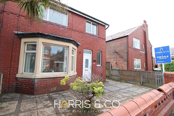 3 Bedroom Semi-Detached House For Sale In Warren Avenue South, Fleetwood, FY7