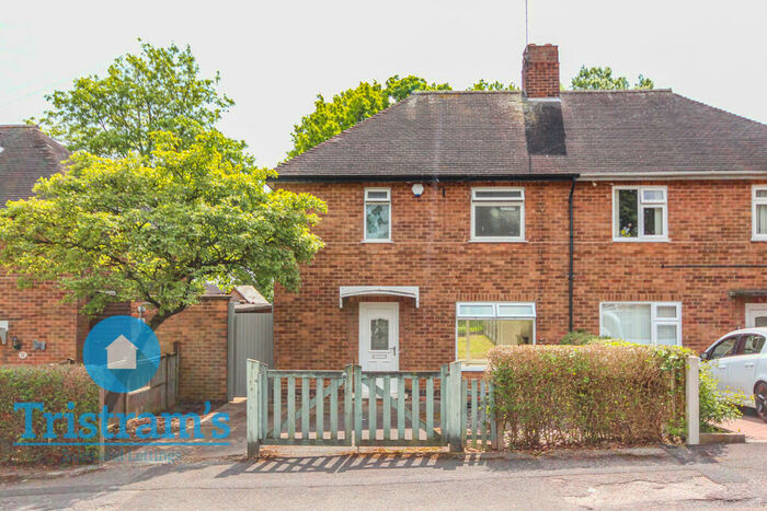 3 Bedroom Semi-Detached House To Rent In Fernwood Crescent, Wollaton, NG8